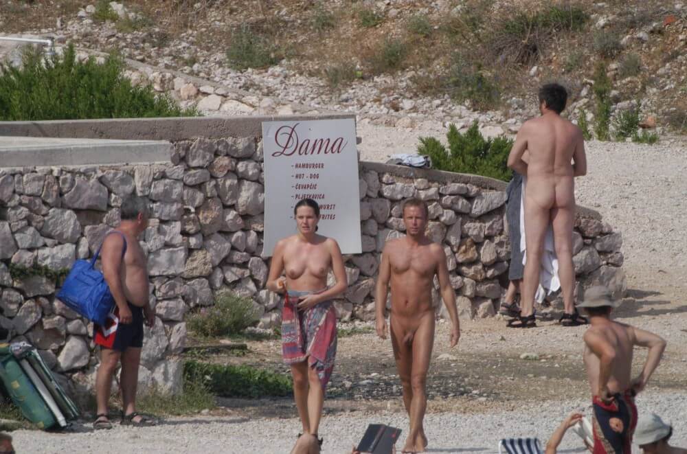 Baska Rock-Wall Path pics - Nudism and naturism are a path to natural harmony and inner wholeness