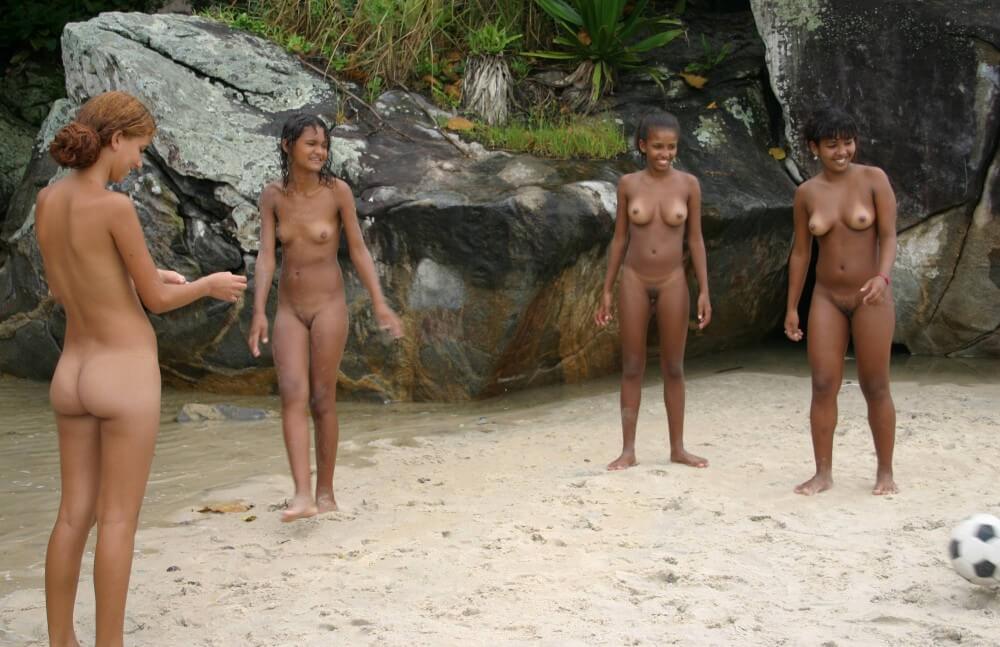 Brazilian Game Gathering gallery - Nudity helps us better understand ourselves and the world around us