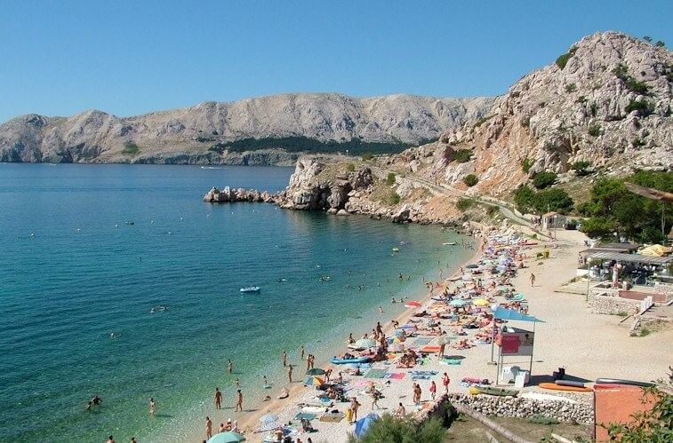 Videos from a nudist resort - Nudity as a natural aspect of human life