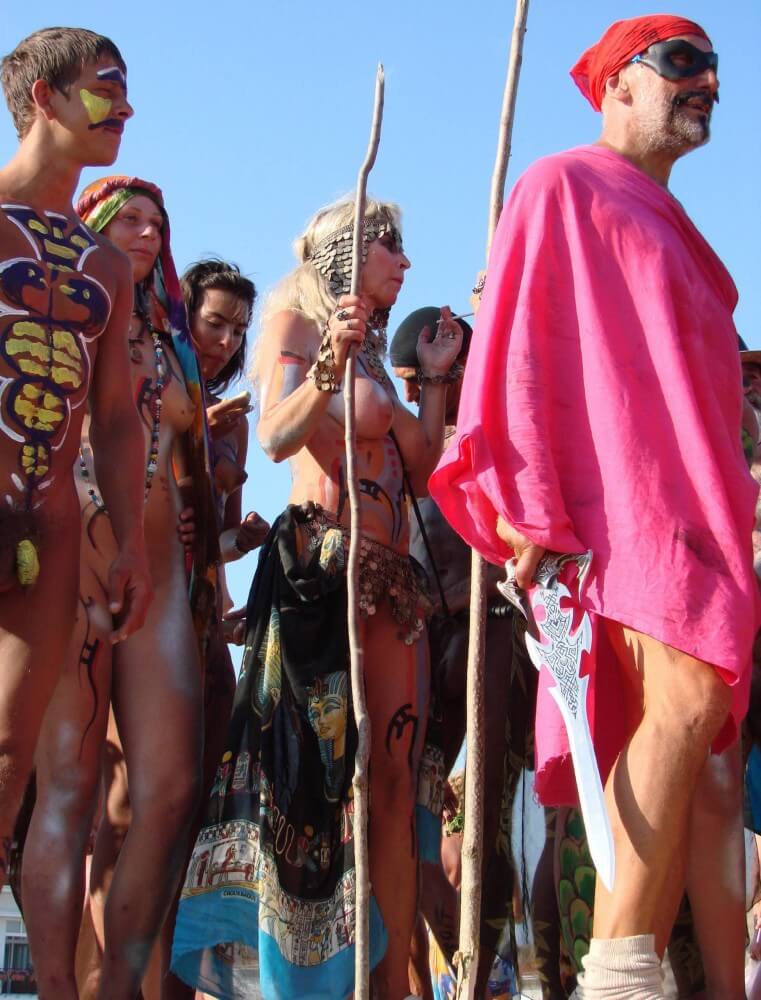 Neptune Day Mountain Top pics - Freedom and harmony in the practice of nudism and the naturist movement