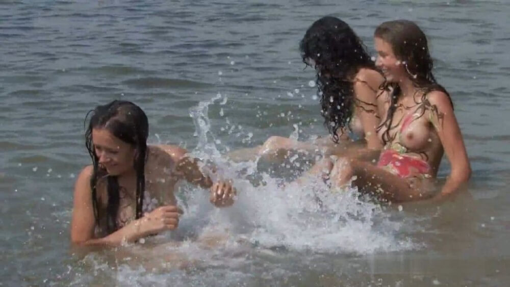 Body Art At Nudist Beach - Naturism as a lifestyle and a way to connect with nature