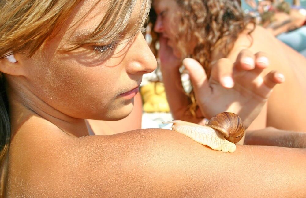 Ulitka Play On the Beach pics - Nudism contributes to the strengthening of psychological health