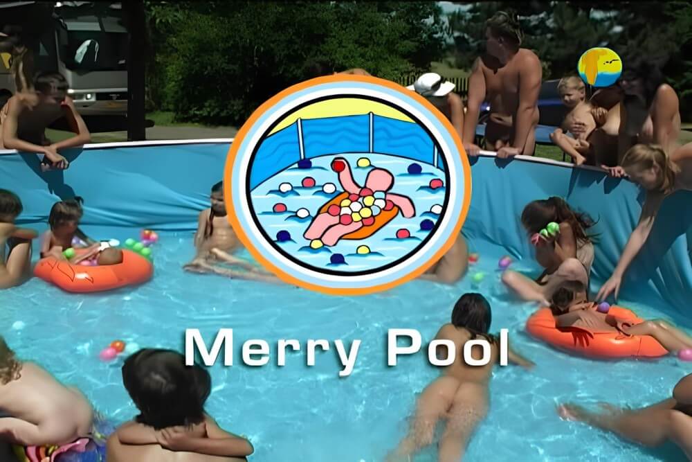 Naturist Freedom: Merry Pool - Nudism improves health and boosts self-esteem