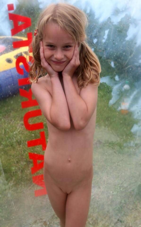 Outdoor nudist photography - The desire to admire the human form
