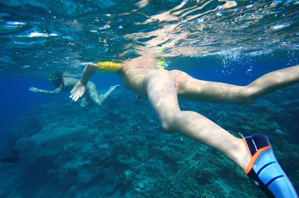 Nudism on the Red Sea photo gallery - Freedom and harmony in the practice of nudism and the naturist movement