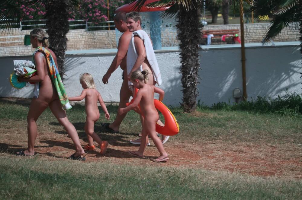 Naturist Family Movement pics - Rejecting Swimsuits