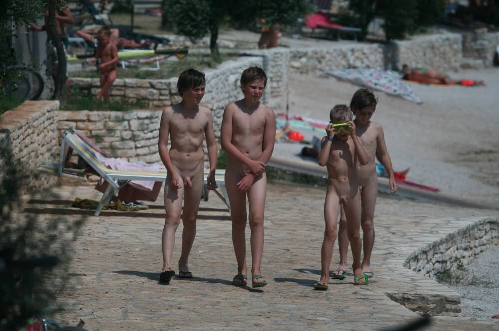 Shore walking nude - Core values and goals of nudist clubs and organizations