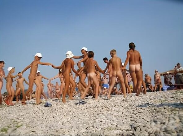 Premium Content # 37 - Nature provides inspiration and energy for the lives of naturists