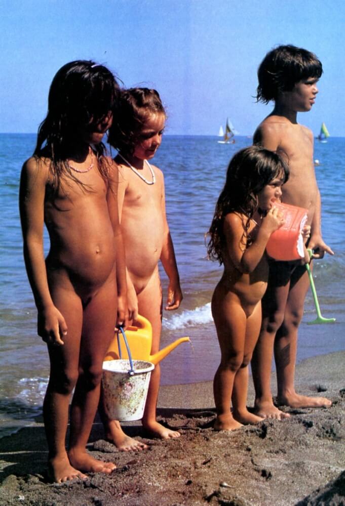 Jung und Frei Nr 6 - Naturism teaches respect for the body—both your own and others