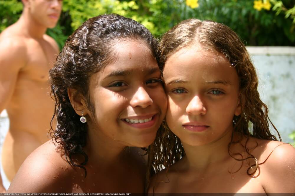 Tropical Naturism gallery - Nudity is part of natural existence