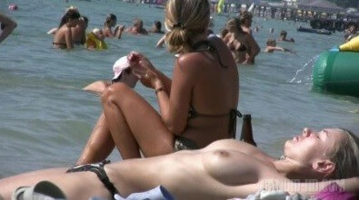 Sun Worshippers 1 - Nudism is normal and fun