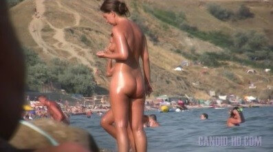 Candid HD Beach adventures Full HD - Being yourself is part of nudism