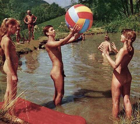 Vintage nudism photos - Being naked fosters trust